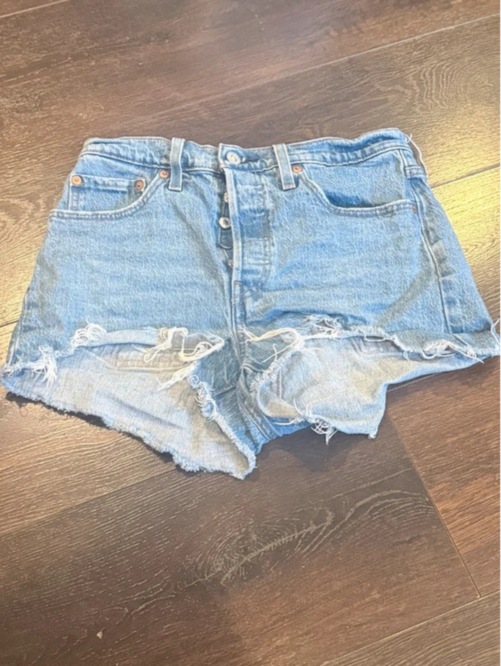 Levi’s 501 Women’s W27 Distressed Cutoff Denim Shorts 1382